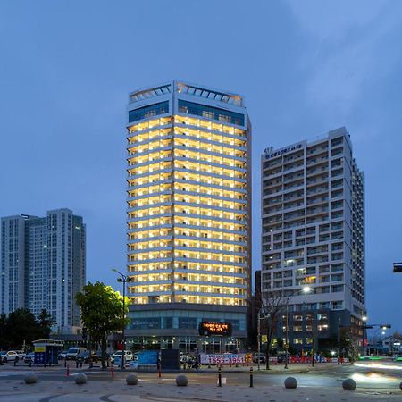 Le Collective Sokcho Beach Apartment Exterior photo